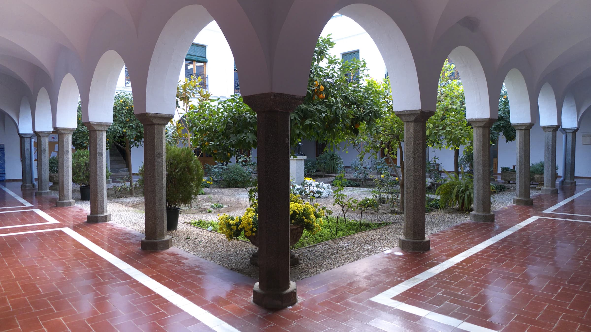 Santos de Maimona, Los