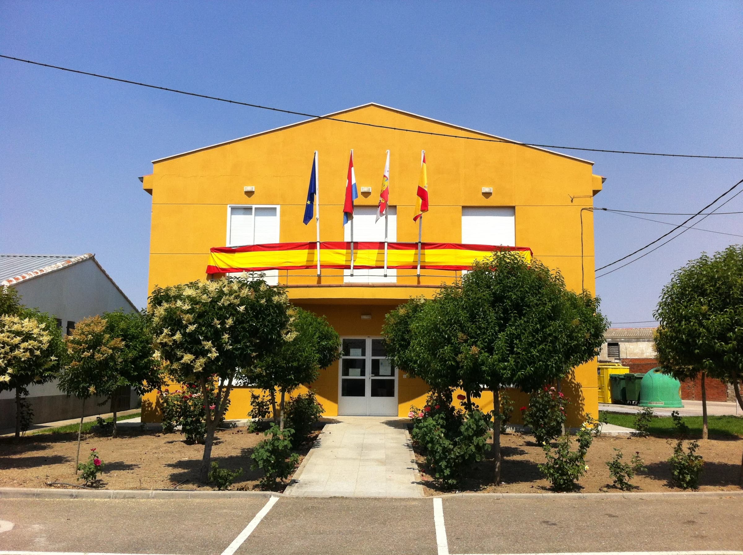 Entrala