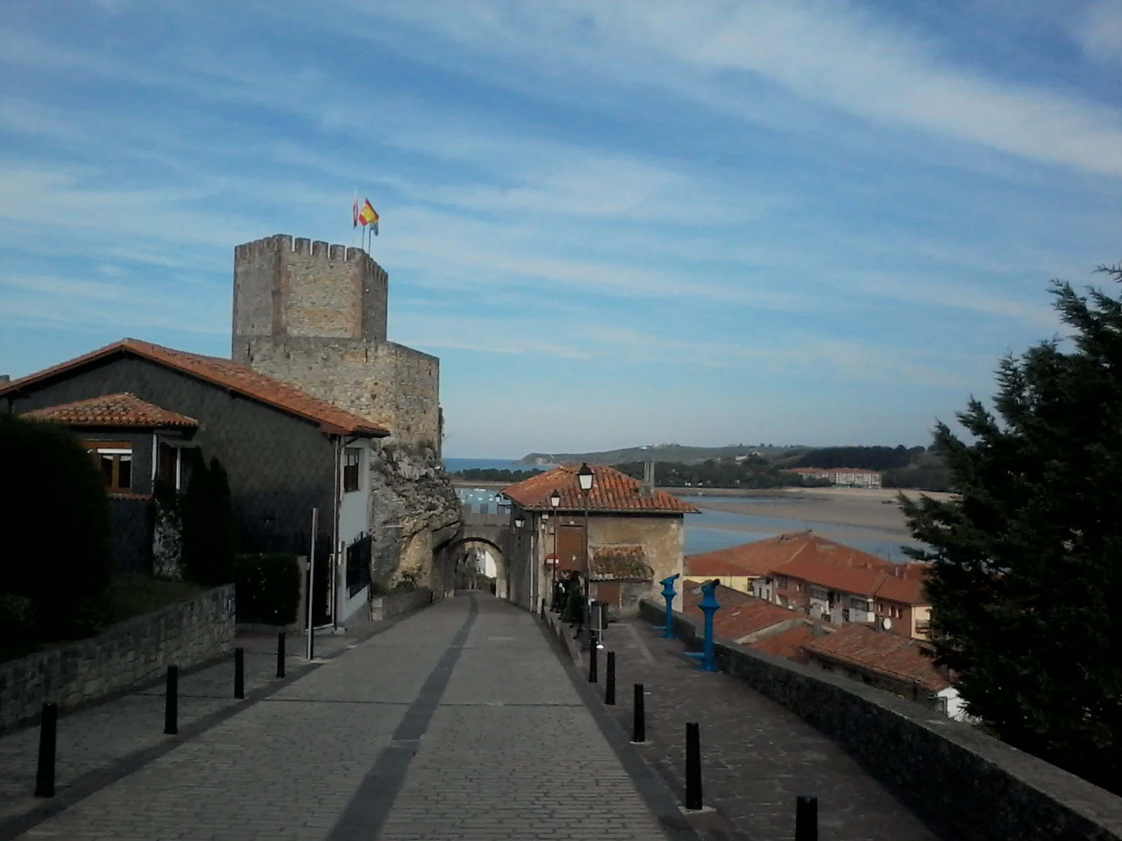 San Vicente de la Barquera en autocaravana (Cantabria)