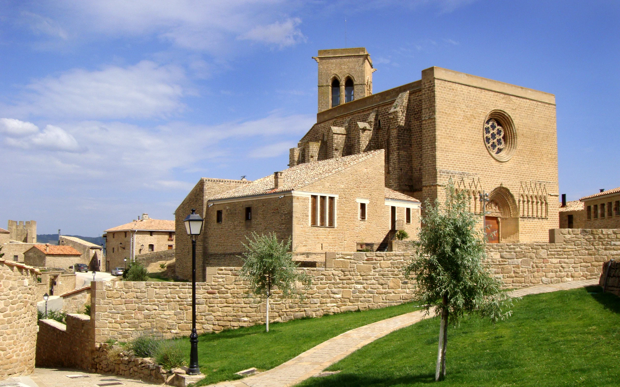 Artajona en autocaravana (Navarra)