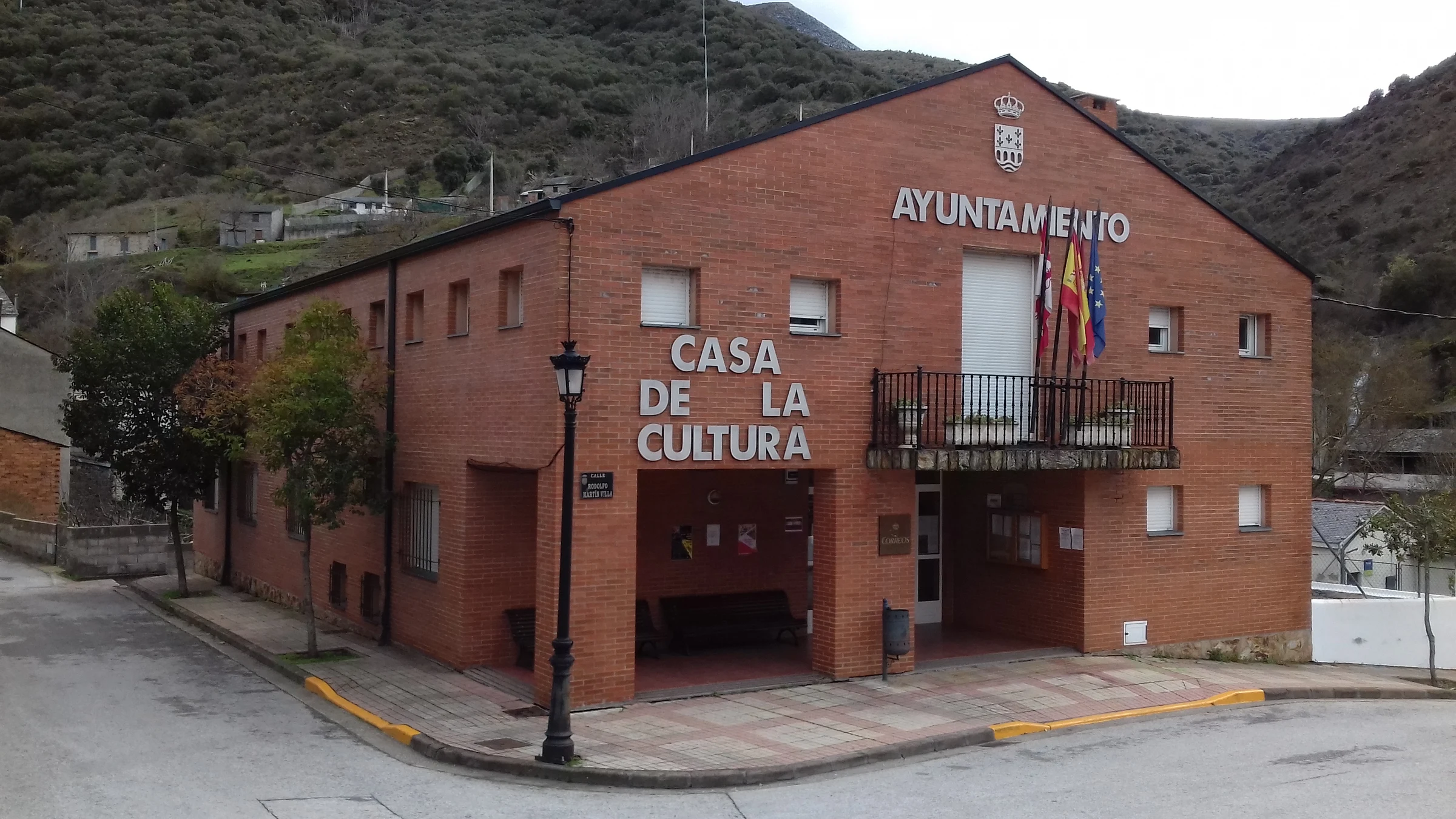 Puente de Domingo Flórez en autocaravana (León)