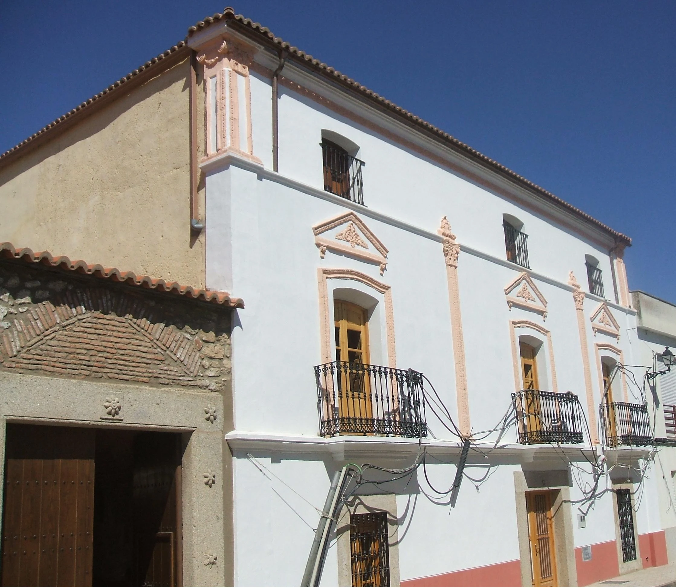 Navas del Madroño en autocaravana (Cáceres)