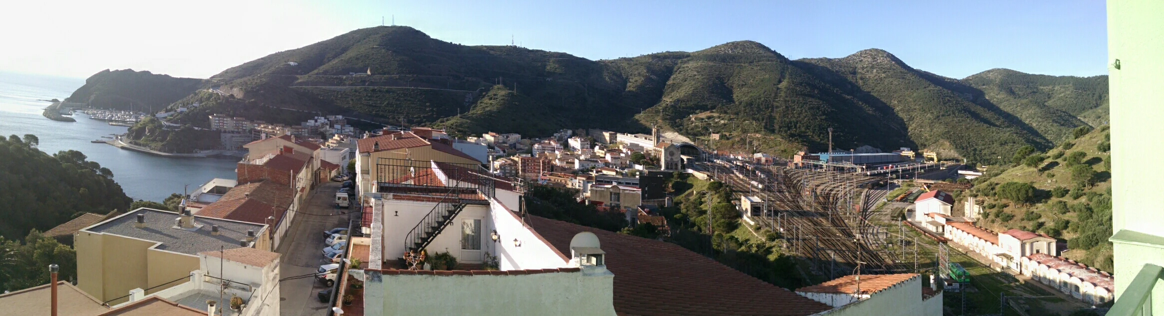 Portbou en autocaravana (Girona)