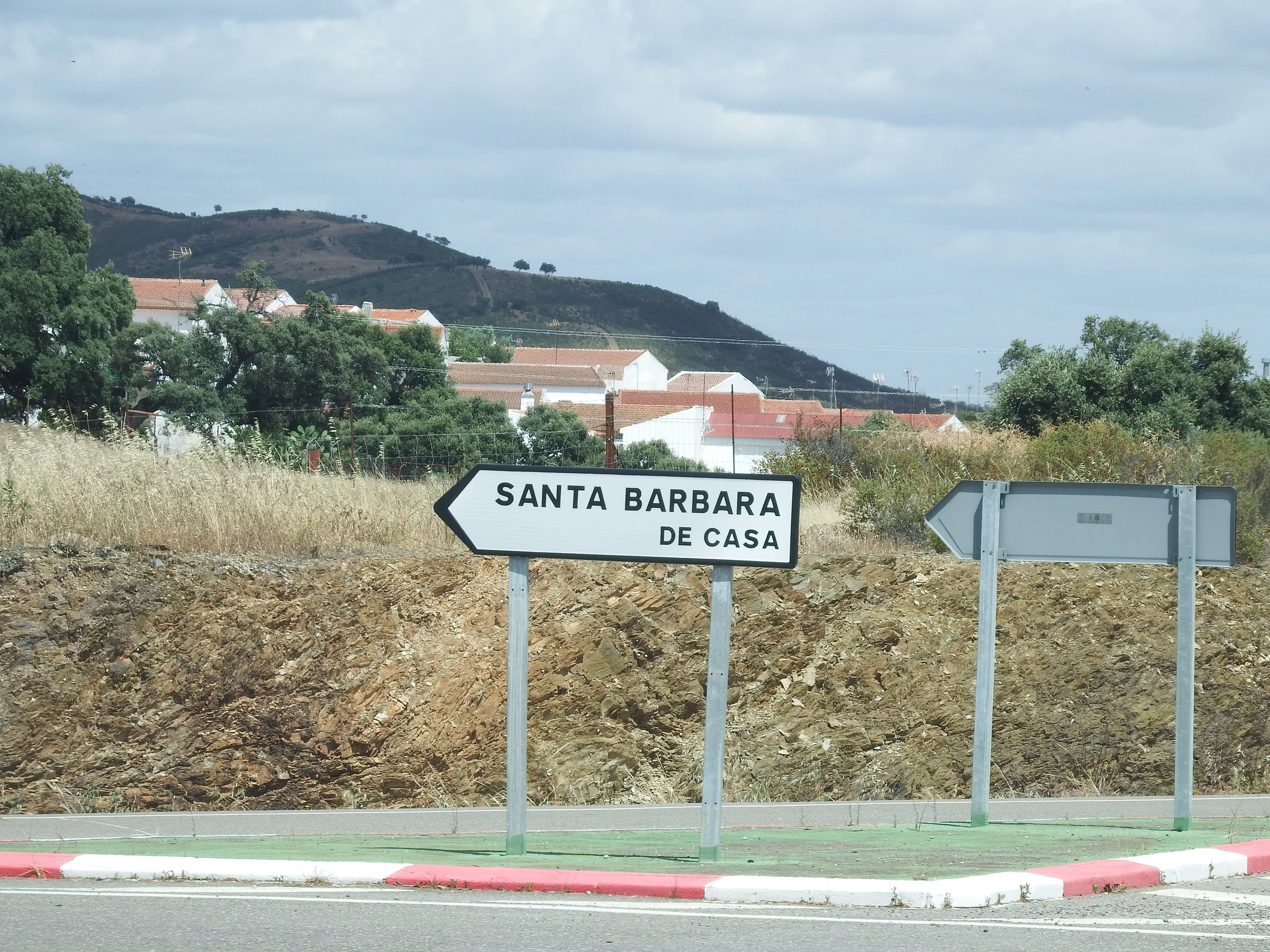 Santa Bárbara de Casa en autocaravana (Huelva)