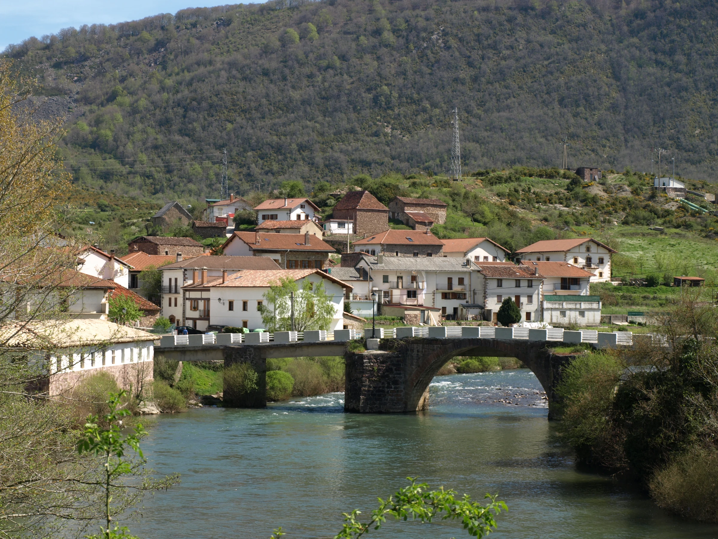 Oroz-Betelu/Orotz-Betelu en autocaravana (Navarra)